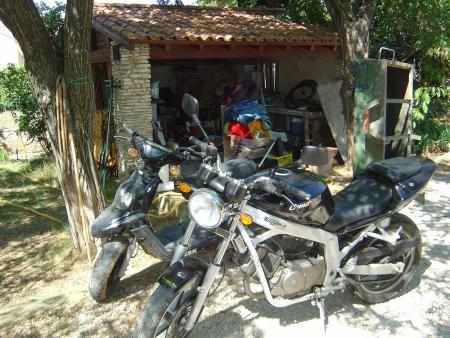 ma nouvelle et ma vieille monture ( petite serie de photo de moto )